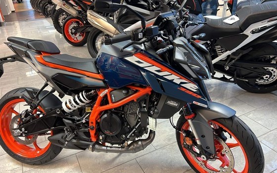 Neufahrzeug KTM 125 Duke - Bild 1