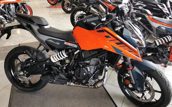 Neufahrzeug KTM 125 Duke - Bild 3
