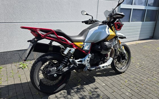 Gebrauchtmotorrad Moto Guzzi V85 TT - Bild 2