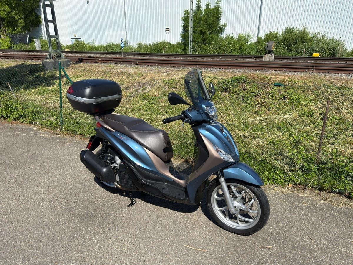 Piaggio Medley 125