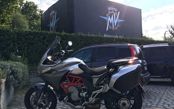 Gebrauchtmotorrad MV Agusta Turismo Veloce 800 - Bild 1