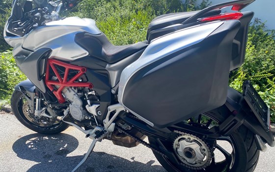 Gebrauchtmotorrad MV Agusta Turismo Veloce 800 - Bild 16