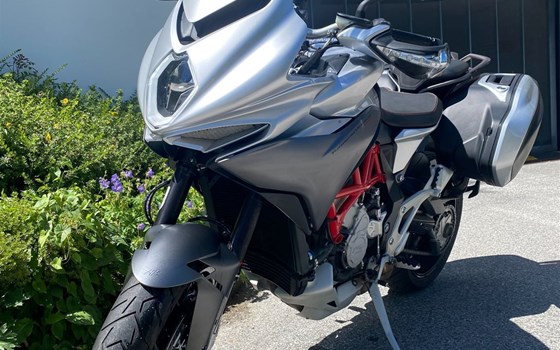 Gebrauchtmotorrad MV Agusta Turismo Veloce 800 - Bild 18