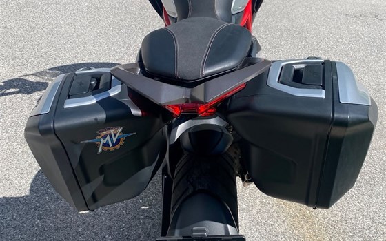 Gebrauchtmotorrad MV Agusta Turismo Veloce 800 - Bild 6