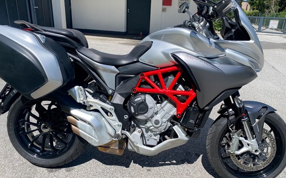 Gebrauchtmotorrad MV Agusta Turismo Veloce 800 - Bild 9