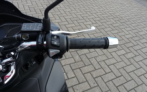 Gebrauchtmotorrad Honda PCX125 - Bild 7