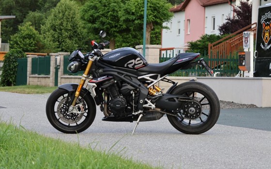 Gebrauchtmotorrad Triumph Speed Triple 1200 RS - Bild 10