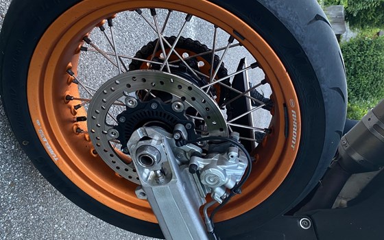 Gebrauchtmotorrad KTM 690 SMC R - Bild 12