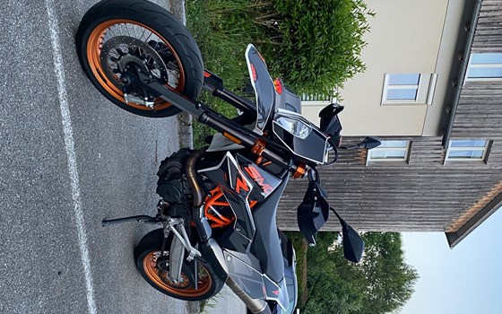 Gebrauchtmotorrad KTM 690 SMC R - Bild 2