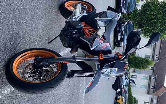 Gebrauchtmotorrad KTM 690 SMC R - Bild 4