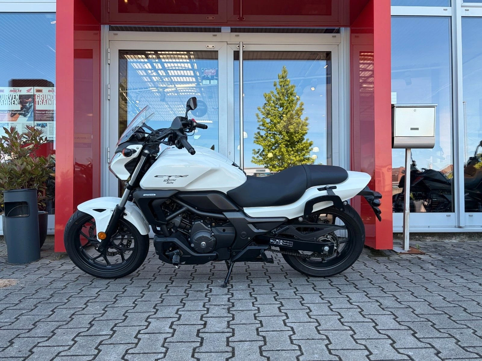 Honda CTX 700 N