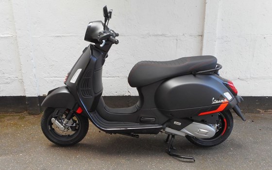 Neufahrzeug Vespa GTS Super Sport - Bild 6