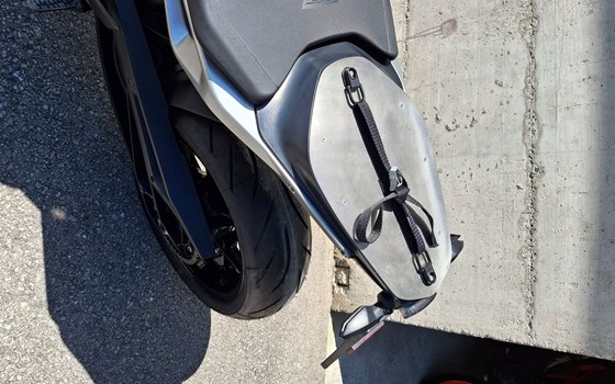 Gebrauchtmotorrad KTM 790 Duke - Bild 9