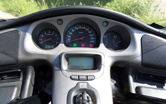 Gebrauchtmotorrad Honda GL 1800 Goldwing - Bild 11