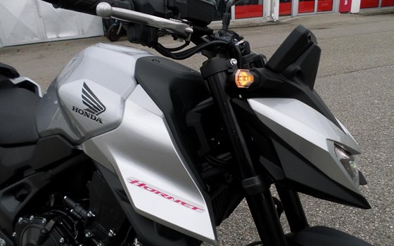 Gebrauchtmotorrad Honda CB750 Hornet - Bild 12