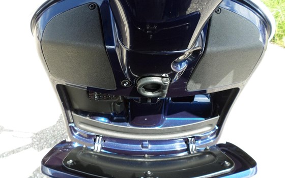 Gebrauchtmotorrad Vespa GTS 125 ie Super - Bild 11