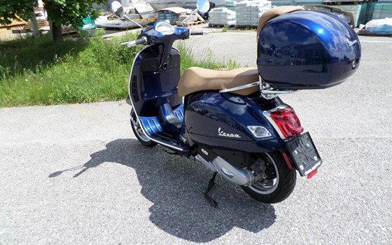 Gebrauchtmotorrad Vespa GTS 125 ie Super - Bild 4