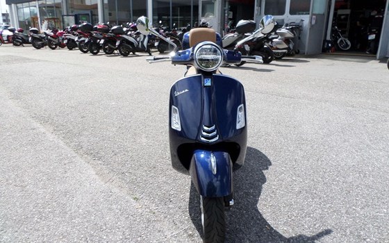 Gebrauchtmotorrad Vespa GTS 125 ie Super - Bild 8