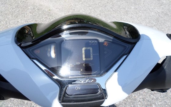 Gebrauchtmotorrad Honda SH125i - Bild 11