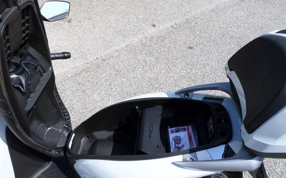 Gebrauchtmotorrad Honda SH125i - Bild 12