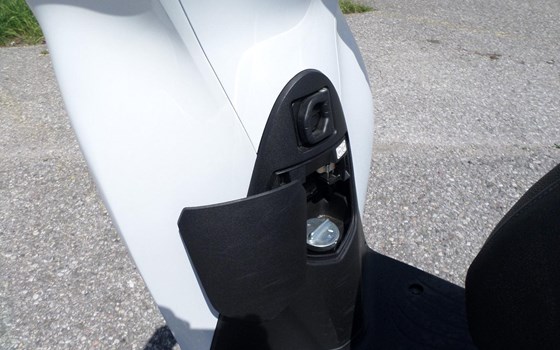 Gebrauchtmotorrad Honda SH125i - Bild 14