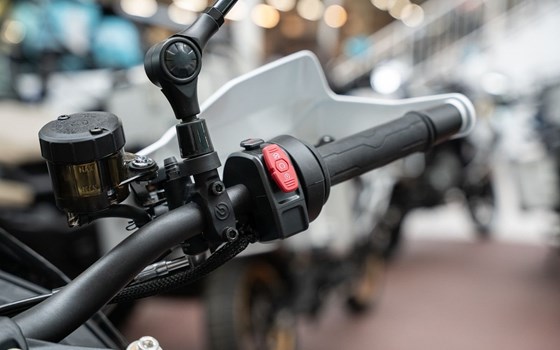Neufahrzeug CFMOTO 1000MT-X - Bild 7