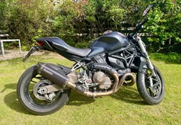 Gebrauchte Ducati Monster 821 Dark