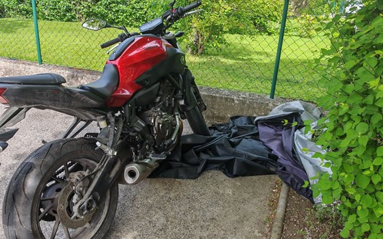 Gebrauchtmotorrad Yamaha MT-07 - Bild 3