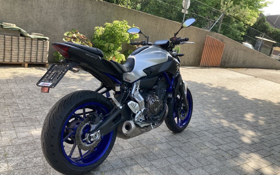 Gebrauchtmotorrad Yamaha MT-07 - Bild 3