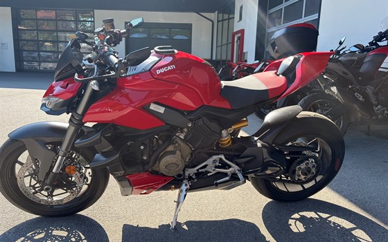 Gebrauchtmotorrad Ducati Streetfighter V4 - Bild 2