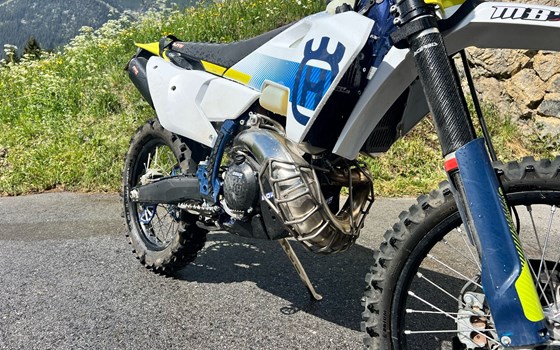 Gebrauchtmotorrad Husqvarna TE 300 - Bild 2