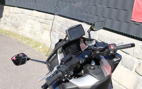 Gebrauchtmotorrad Honda Forza 750 - Bild 6