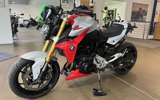 Gebrauchtmotorrad BMW F 900 R - Bild 5