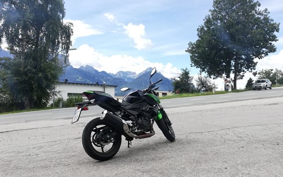 Gebrauchtmotorrad Kawasaki Z 400 - Bild 2