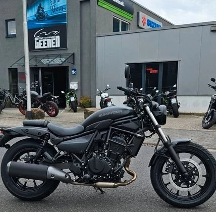 Kawasaki Eliminator 500