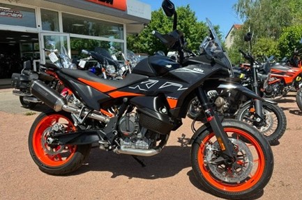 KTM 890 SMT
