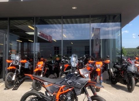 Gebrauchtmotorrad KTM 390 SMC R - Bild 1