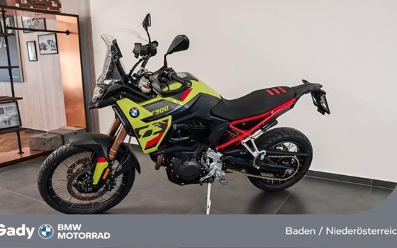 Gebrauchtmotorrad BMW F 900 GS - Bild 1