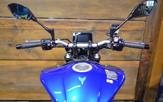 Motorrad Occasion Yamaha MT-09 - Bild 3
