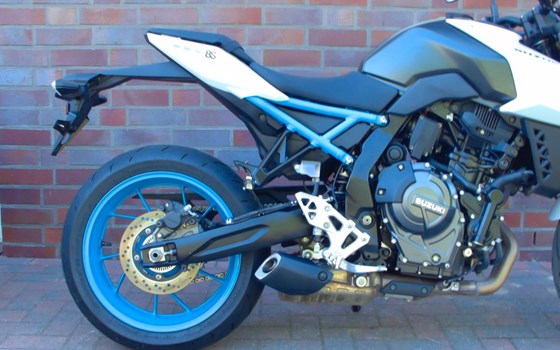 Gebrauchtmotorrad Suzuki GSX-8S - Bild 13