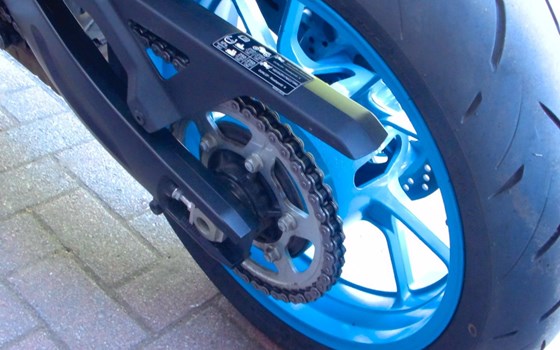 Gebrauchtmotorrad Suzuki GSX-8S - Bild 8