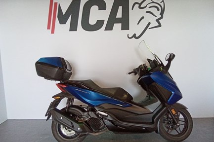 Honda Forza 125