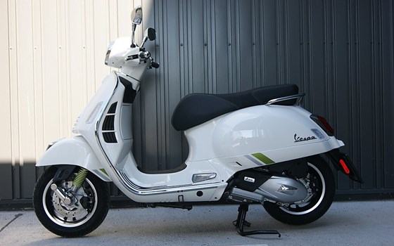 Neufahrzeug Vespa GTS 125ie Super Tech - Bild 6