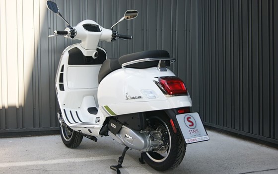 Neufahrzeug Vespa GTS 125ie Super Tech - Bild 8