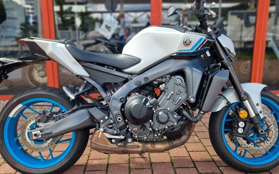 Gebrauchtmotorrad Yamaha MT-09 Y-AMT 35kW - Bild 2