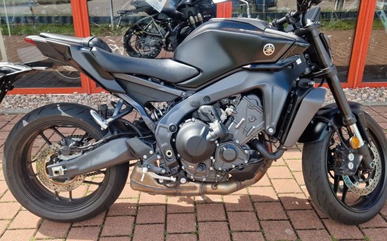 Gebrauchtmotorrad Yamaha MT-09 Y-AMT 35kW - Bild 4