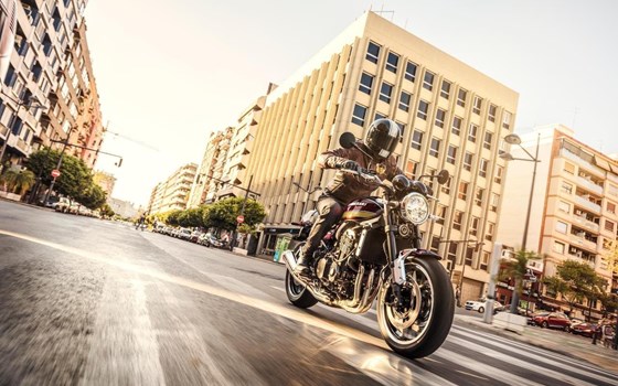 Neufahrzeug Kawasaki Z900 RS - Bild 12