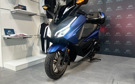 Gebrauchtmotorrad Honda Forza 350 - Bild 2