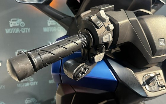 Gebrauchtmotorrad Honda Forza 350 - Bild 5
