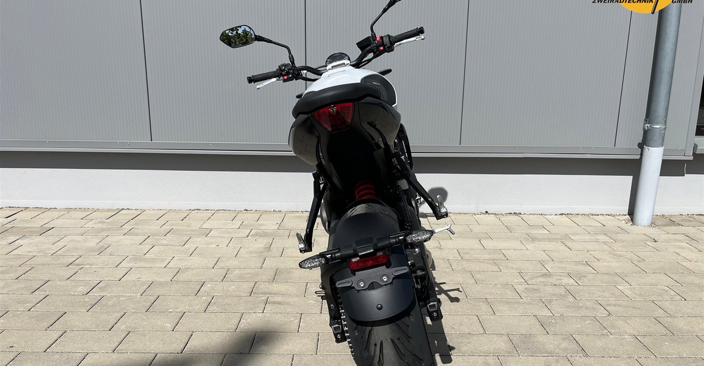 Angebot Triumph Trident 660